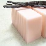 Strawberry Vanilla Chunk Go..